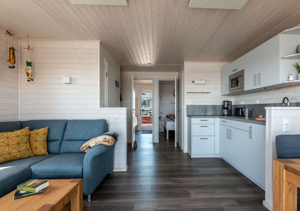 Mobile Home photo 1