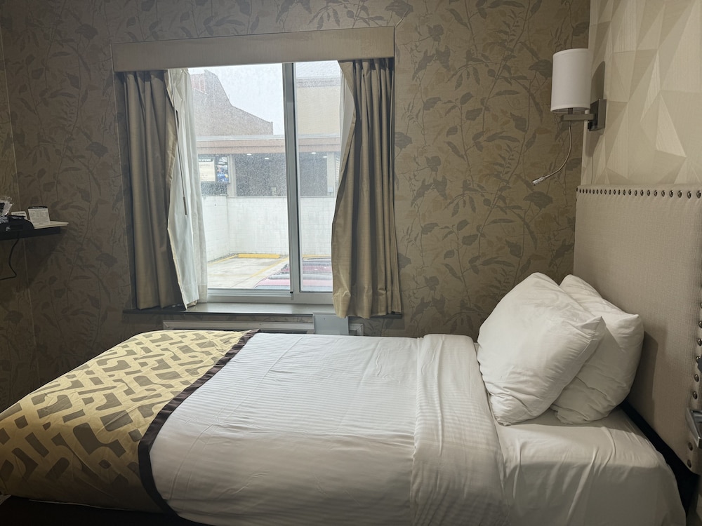 Standard Room, 1 Twin Bed, Non Smoking, Refrigerator photo 1