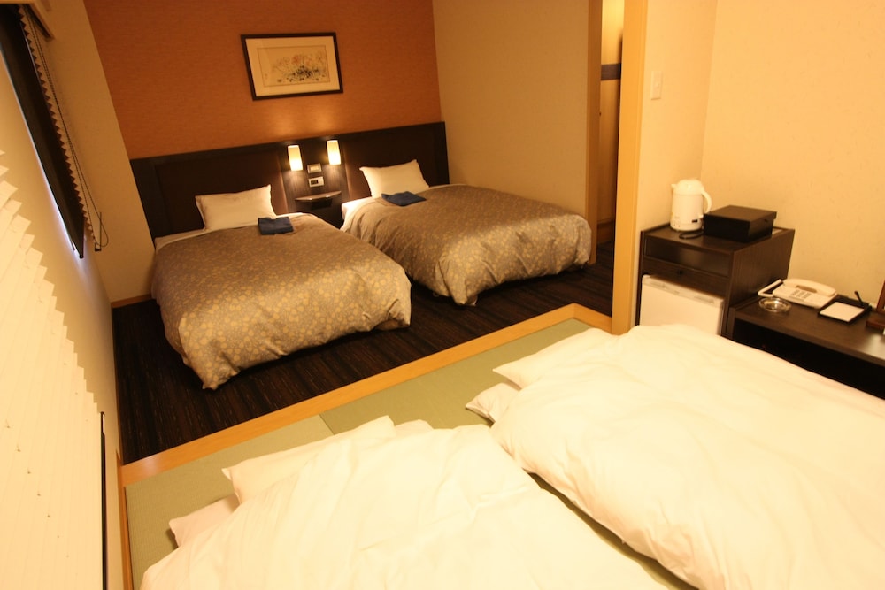 Japanese Western Style Room, Non Smoking - Photo 3