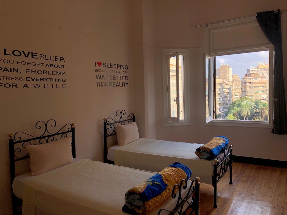 Deluxe Twin Room, 2 Twin Beds, City View - Photo 16
