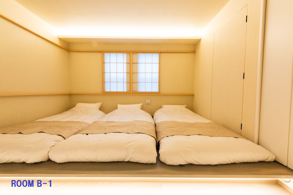 2 Bedrooms Townhouse B-1