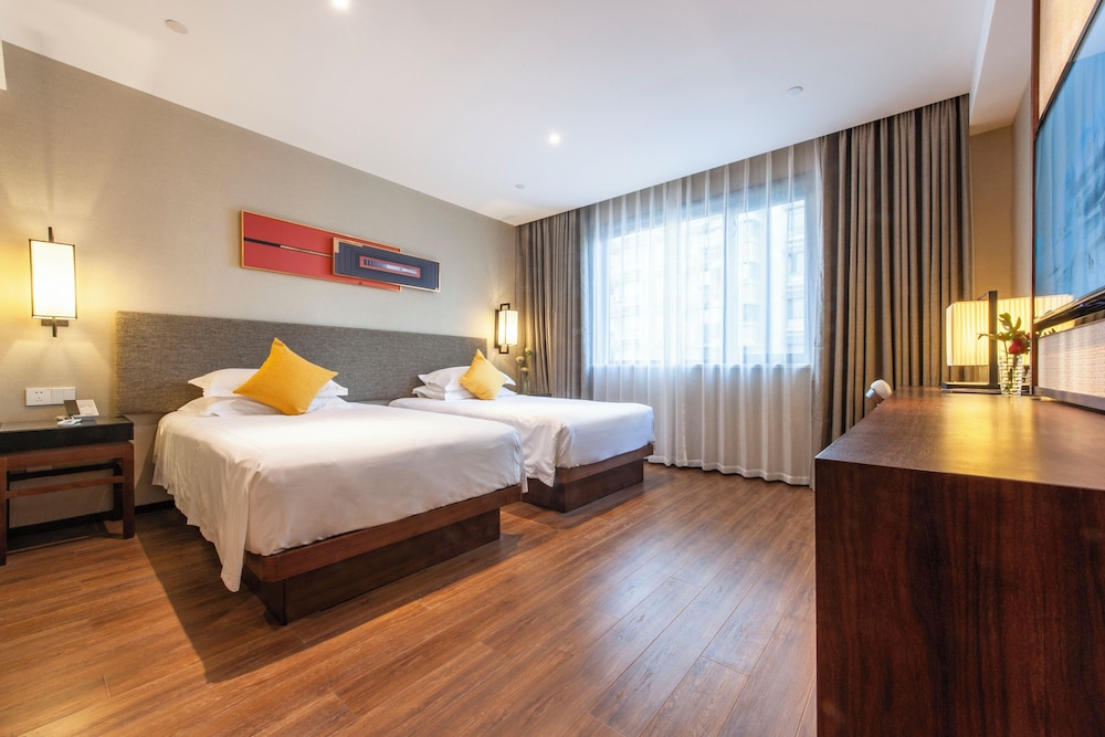 Comfort Twin Room