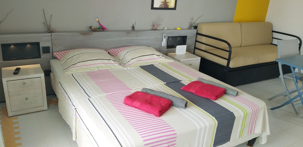Club Studio, Ensuite (2605 "Lune")
