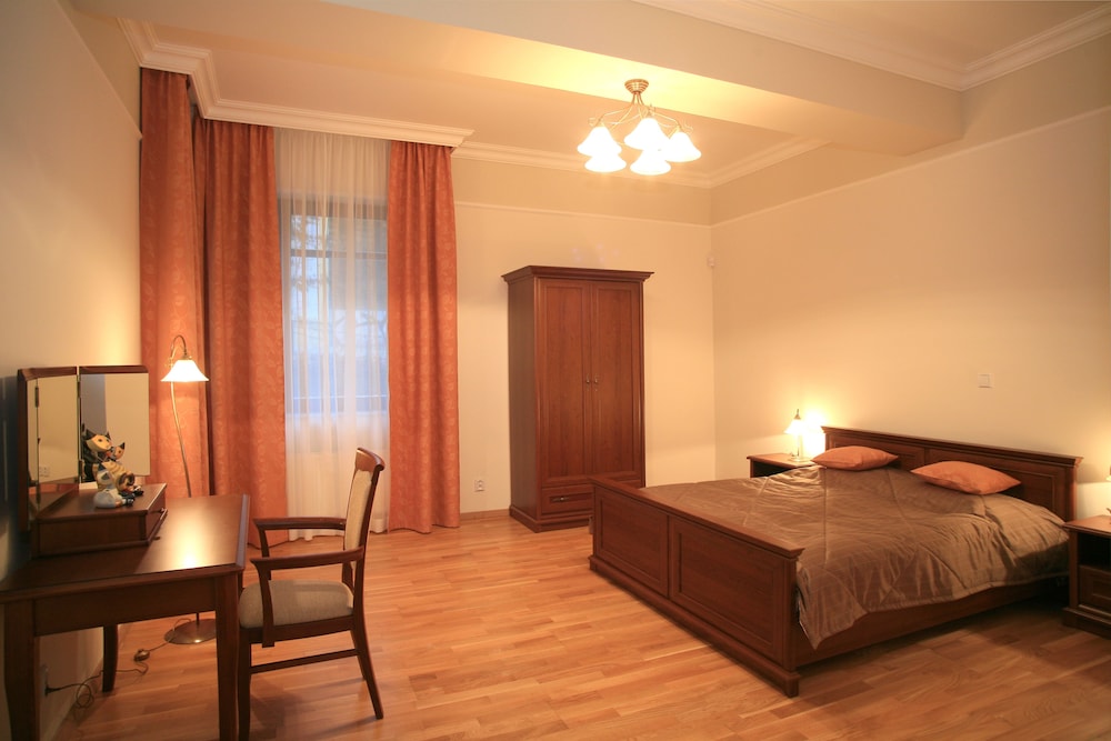 Deluxe Apartment, 3 Bedrooms photo 3