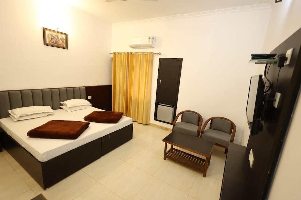 Deluxe Double or Twin Room, Balcony, Park View