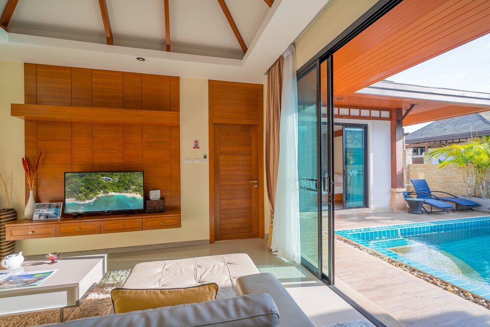 2 Bedroom Pool Villa photo 1