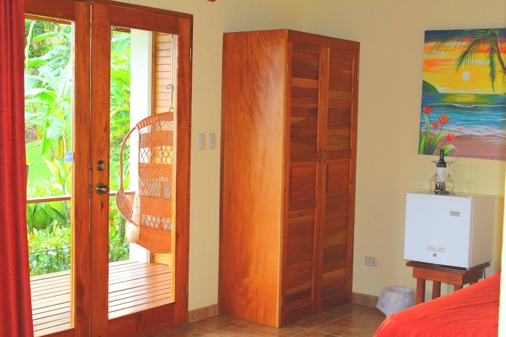 Comfort Bungalow, Multiple Beds, Non Smoking, Lake View photo 3