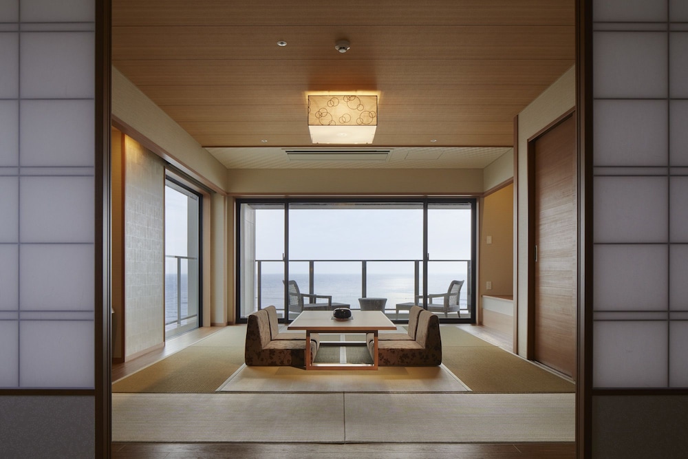 [Fujimitei / Ocean Front] Suite Room With Terrace And Open Air Bath, Non Smoking photo 2