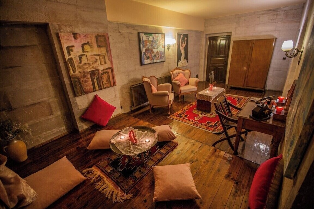 Standard Room - Photo 7