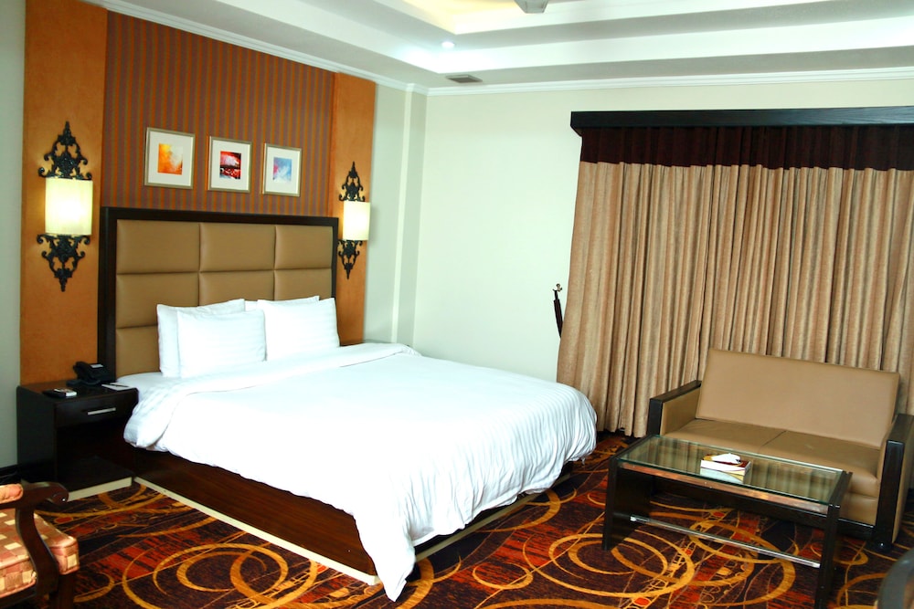 Deluxe Double or Twin Room photo 2