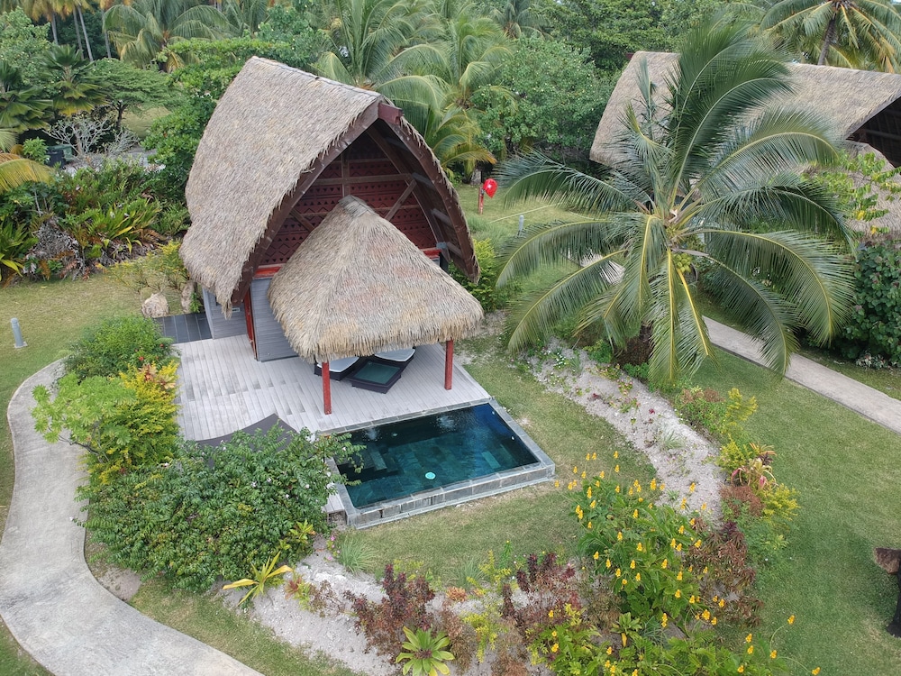 Garden Pool Bungalow - Photo 1