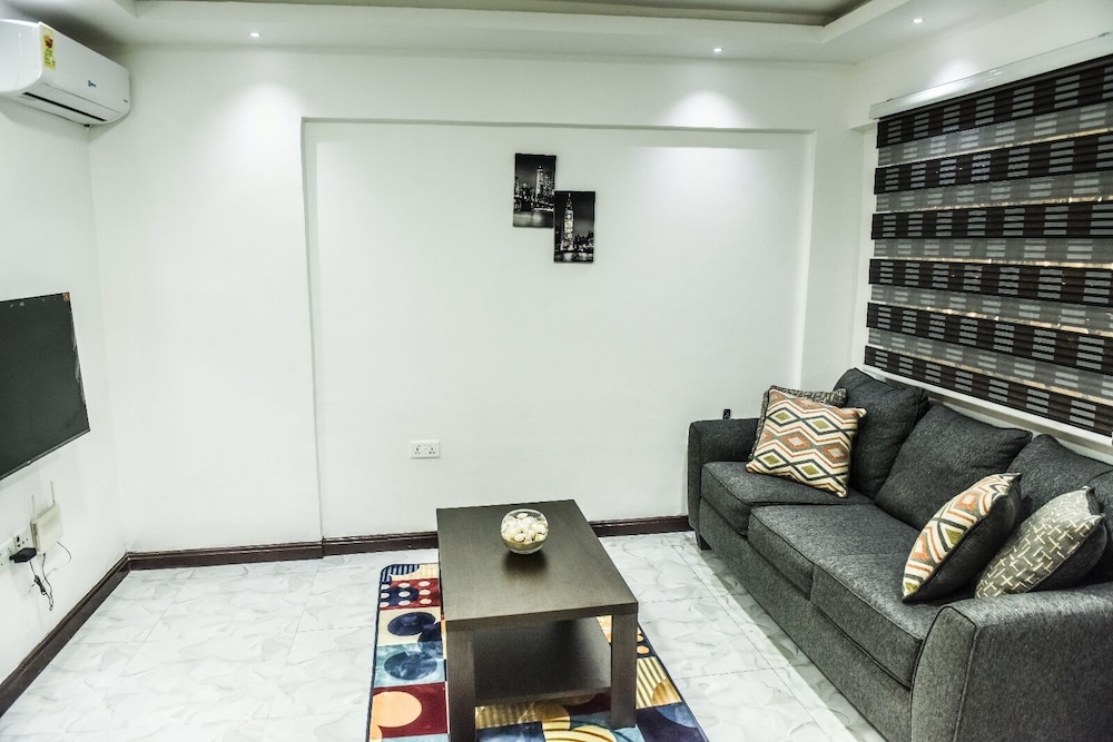 Apartment photo 1