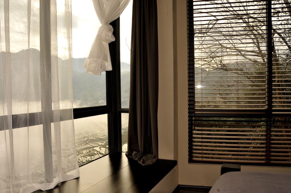 Panoramic Twin Room, 2 Twin Beds, Hill View photo 2