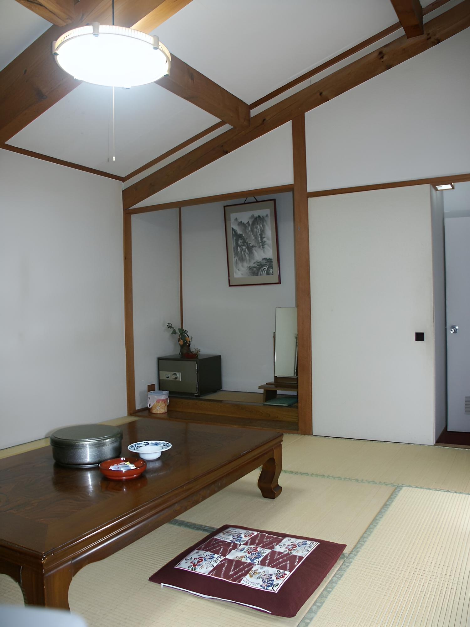 Japanese Style Room, Shared Bathroom, For 2 guests photo 3