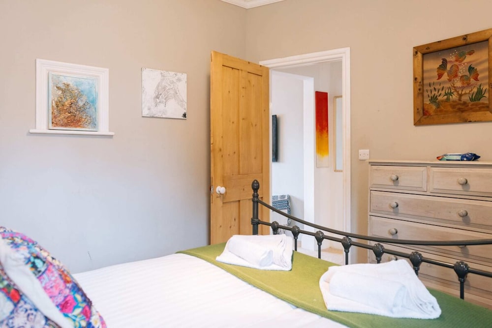 Basic Apartment, 1 Double Bed photo 3