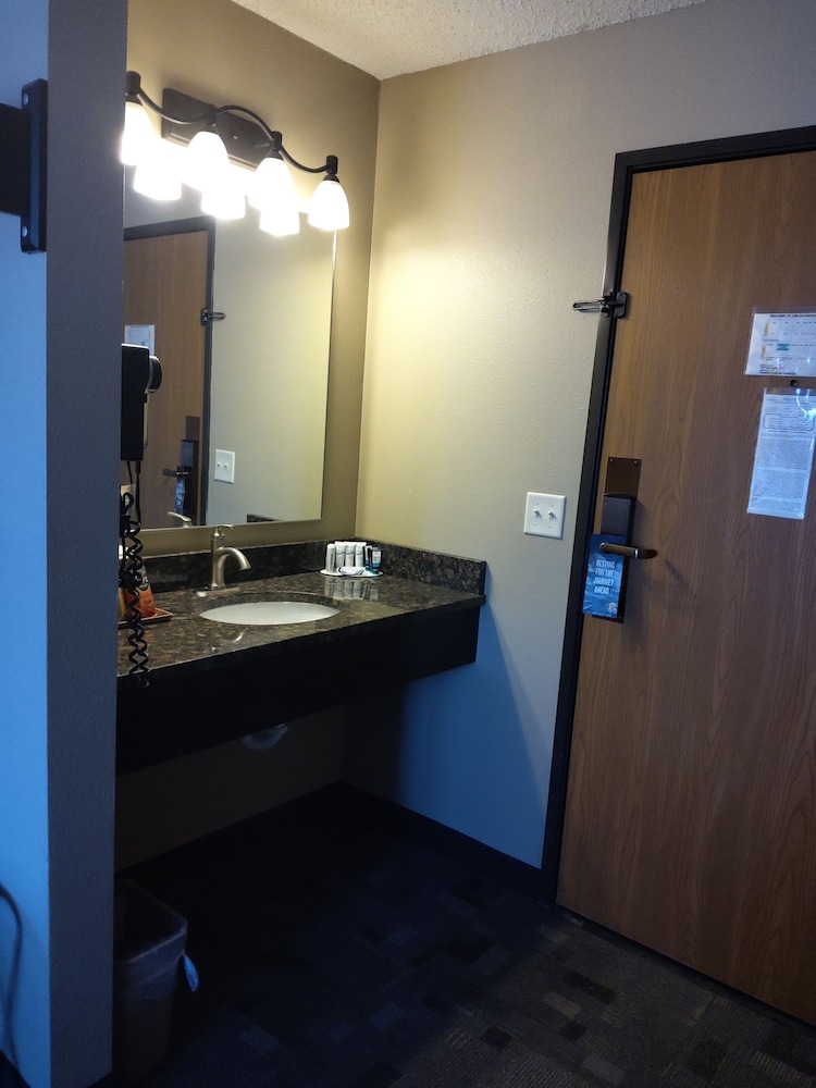 Studio Suite, Multiple Beds, Non Smoking - Photo 4