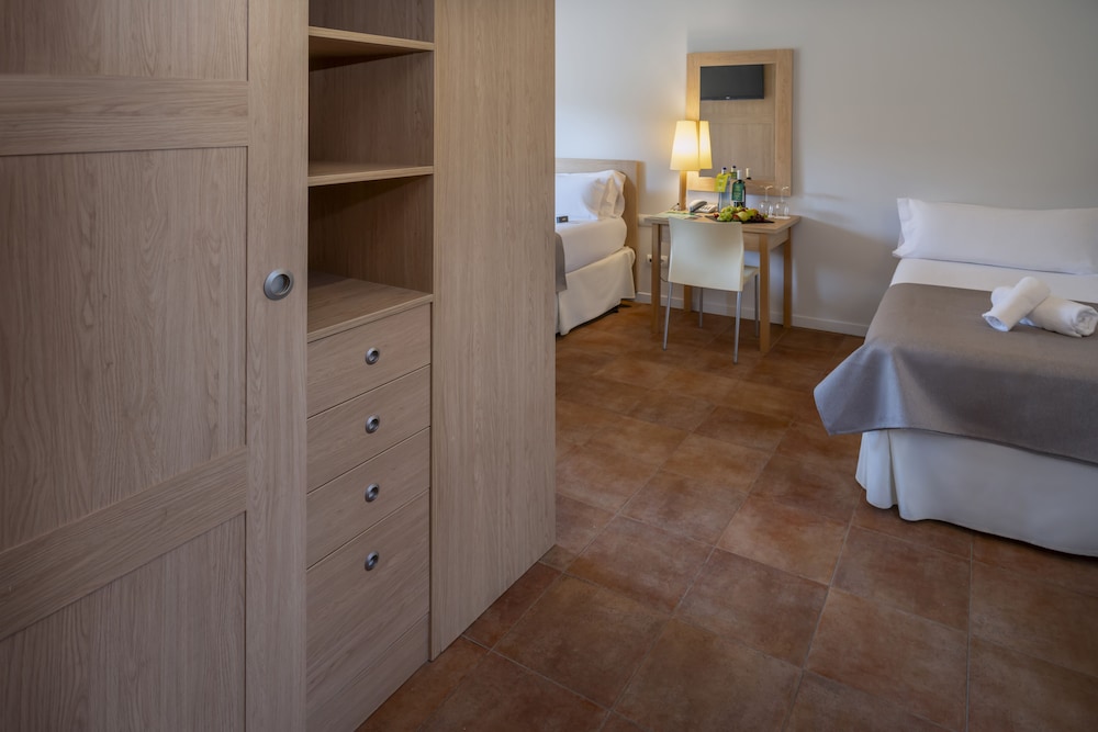 Comfort Double Room, Terrace, Garden Area photo 3