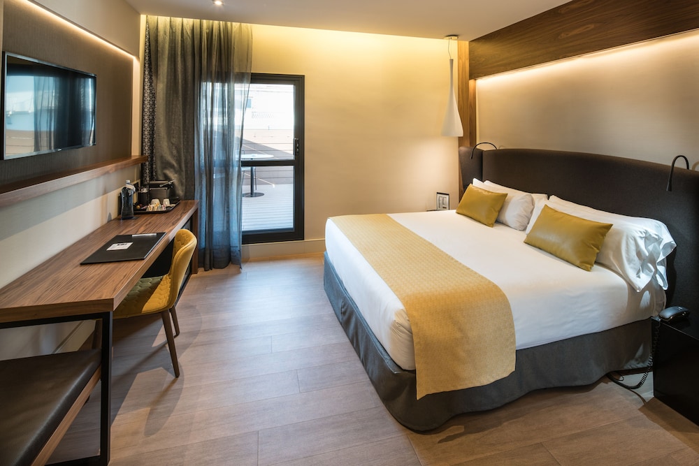 Deluxe Double Room Single Use, Terrace (Private Pool)
