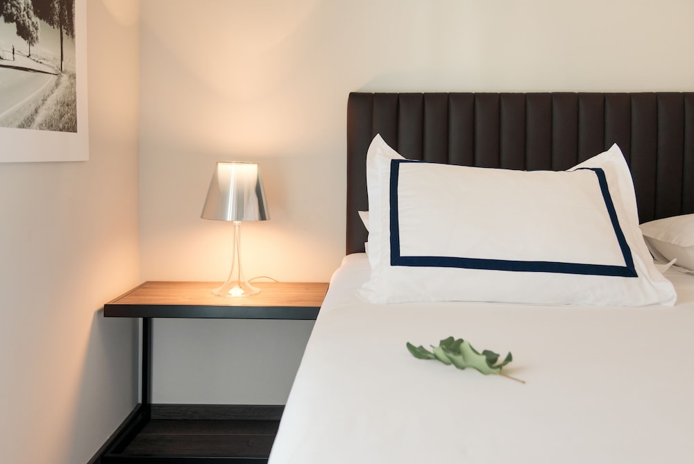 Double Room, Balcony, Sea View photo 3