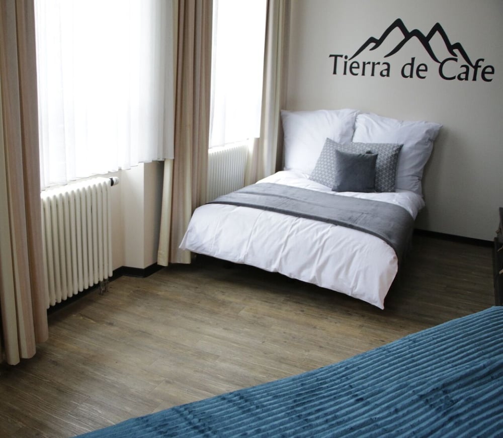 Triple Room, Accessible, Ensuite (Family) - Photo 3