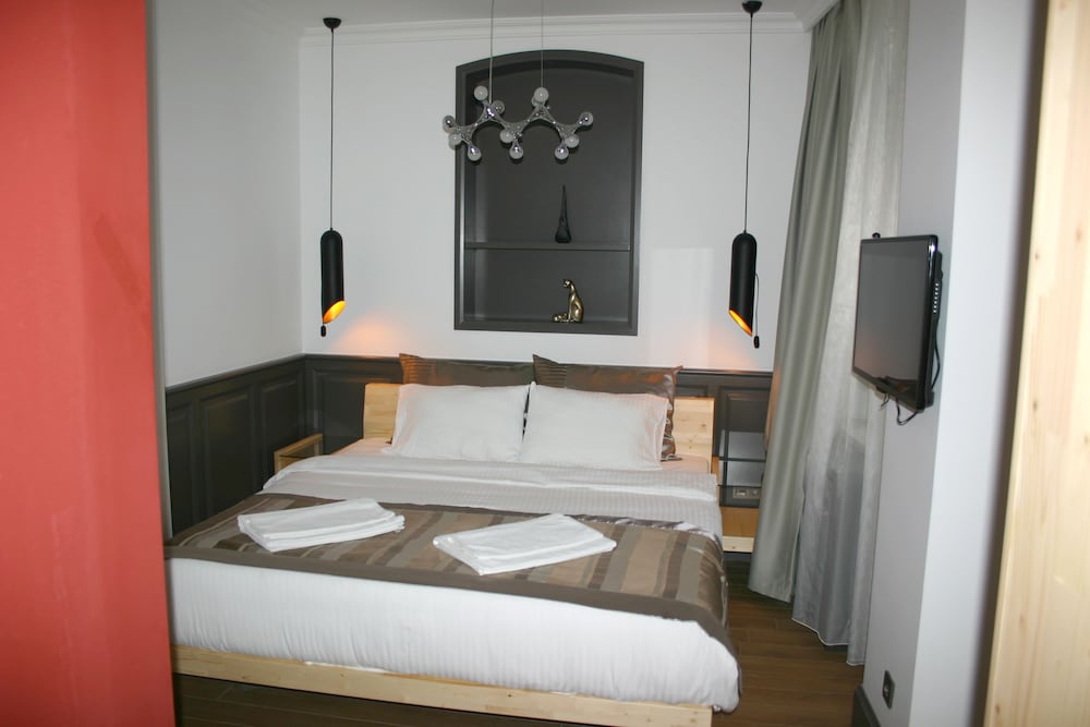 Penthouse photo 1