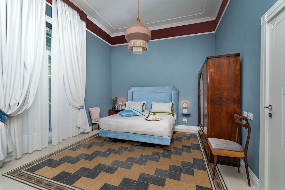Comfort Quadruple Room