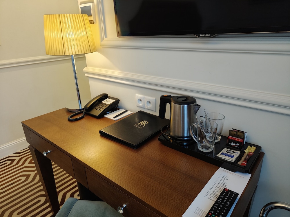 Superior Double or Twin Room photo 3