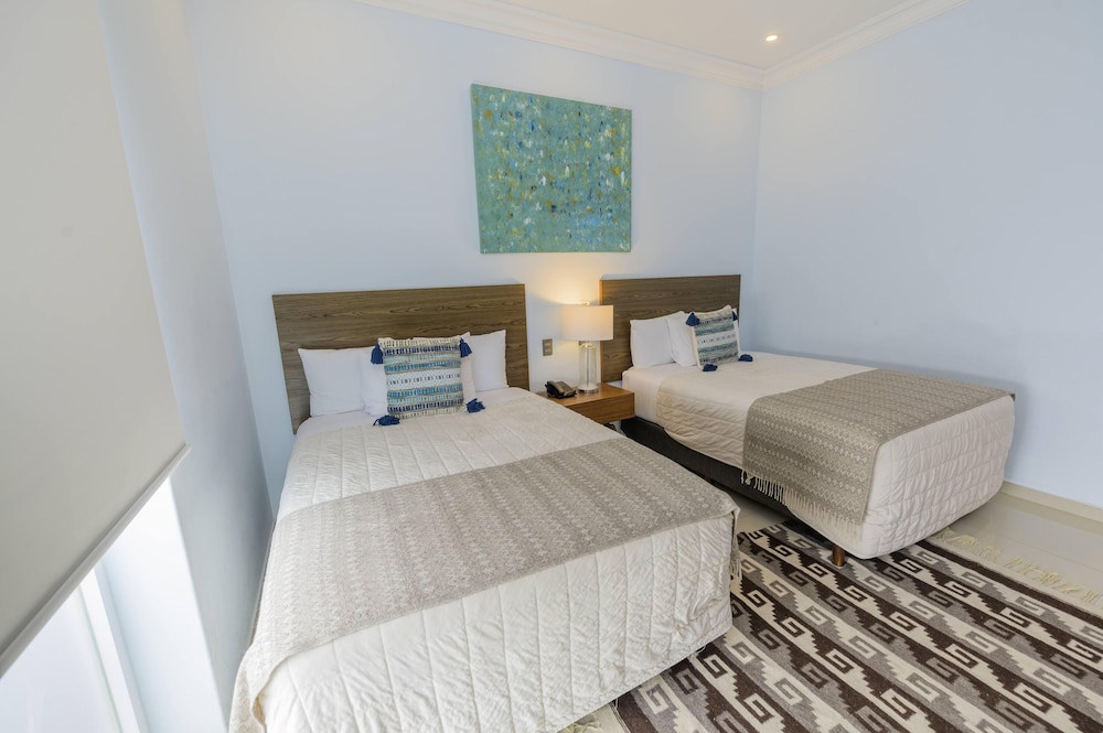 Superior Suite, 2 Bedrooms, 2 Bathrooms (Sala y Comedor) photo 2