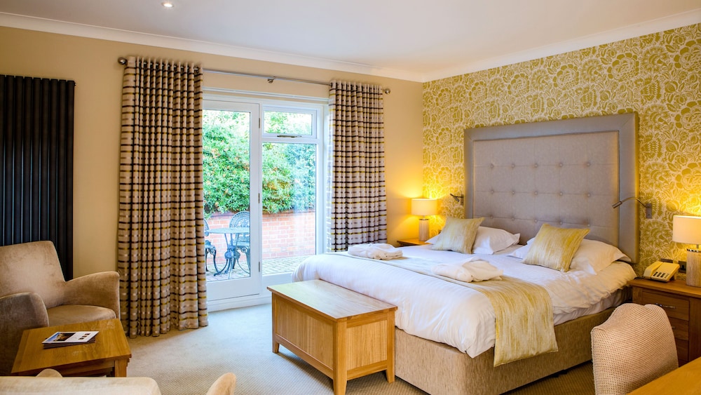 Barn Deluxe Room - Photo 6
