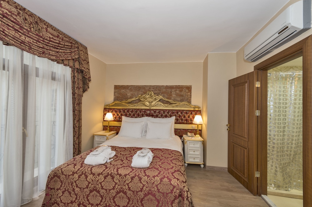 Standard Room photo 2