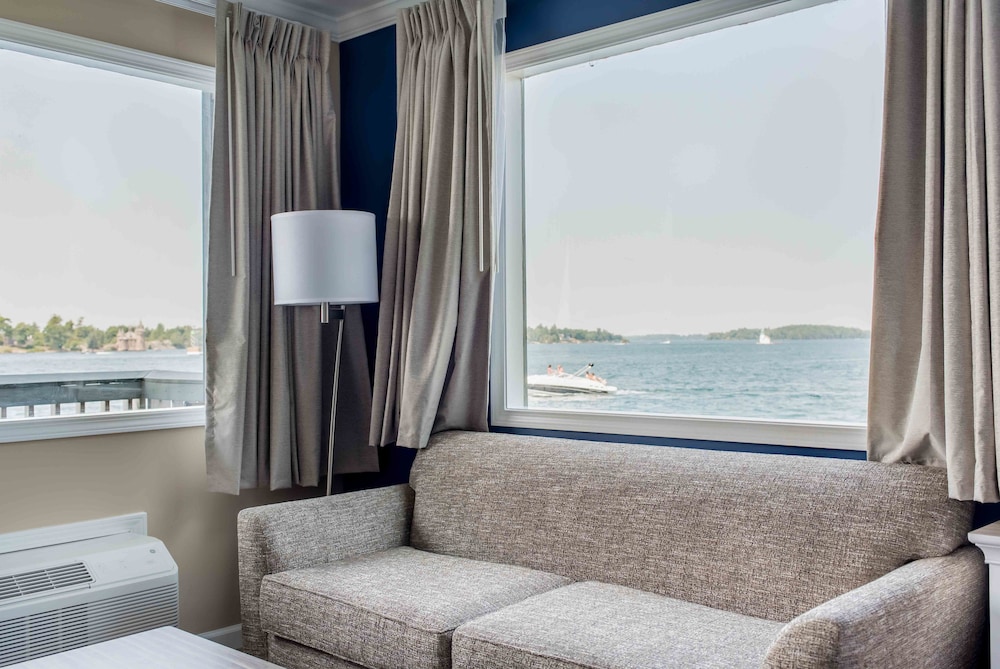 King Riverfront Corner Castleview in Main Channel photo 1