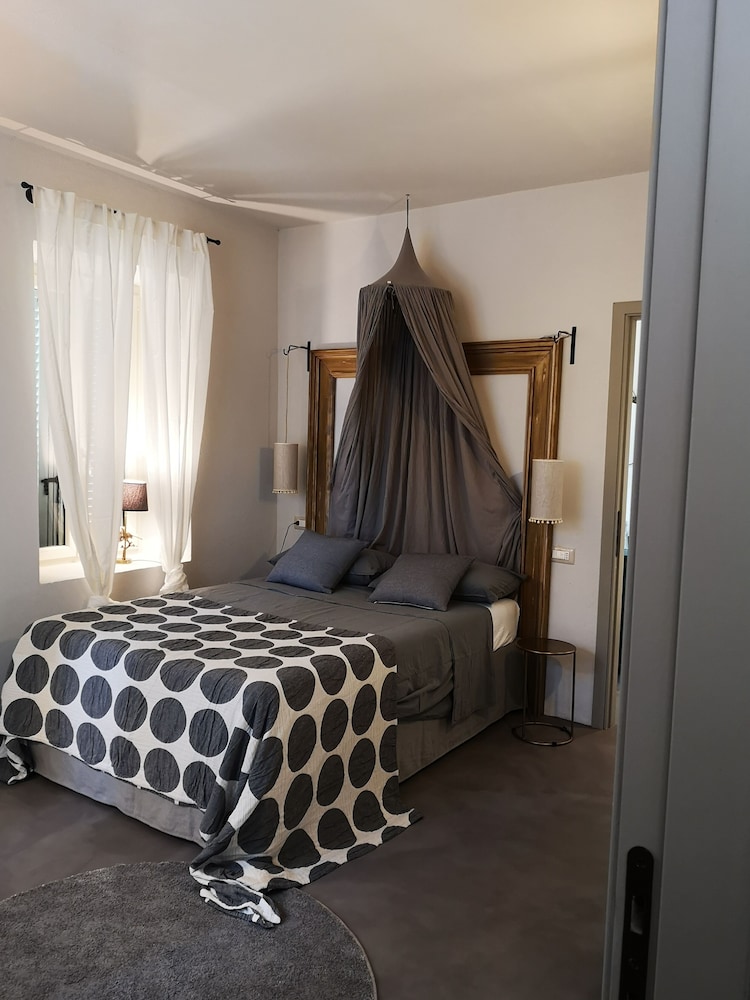 Romantic Room