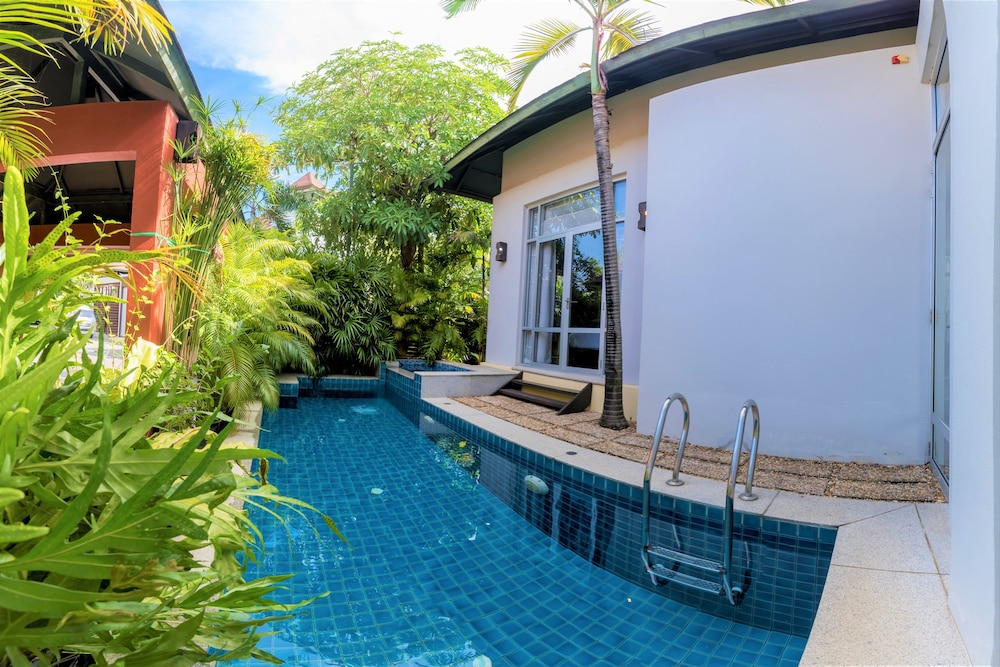 One-Storey Villa with Private Pool photo 3