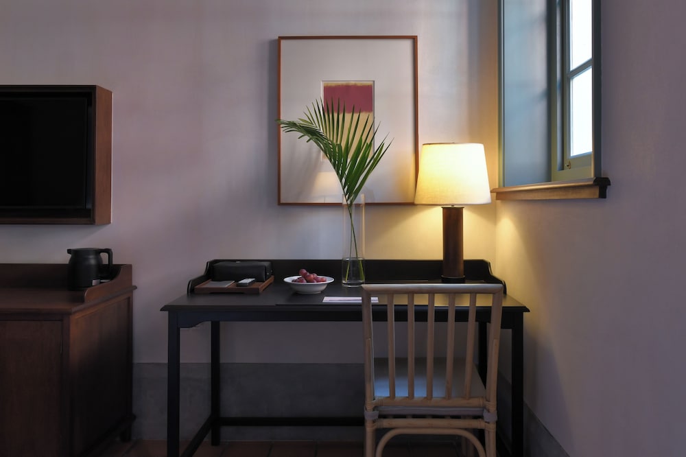 Comfort Room, 1 King Bed