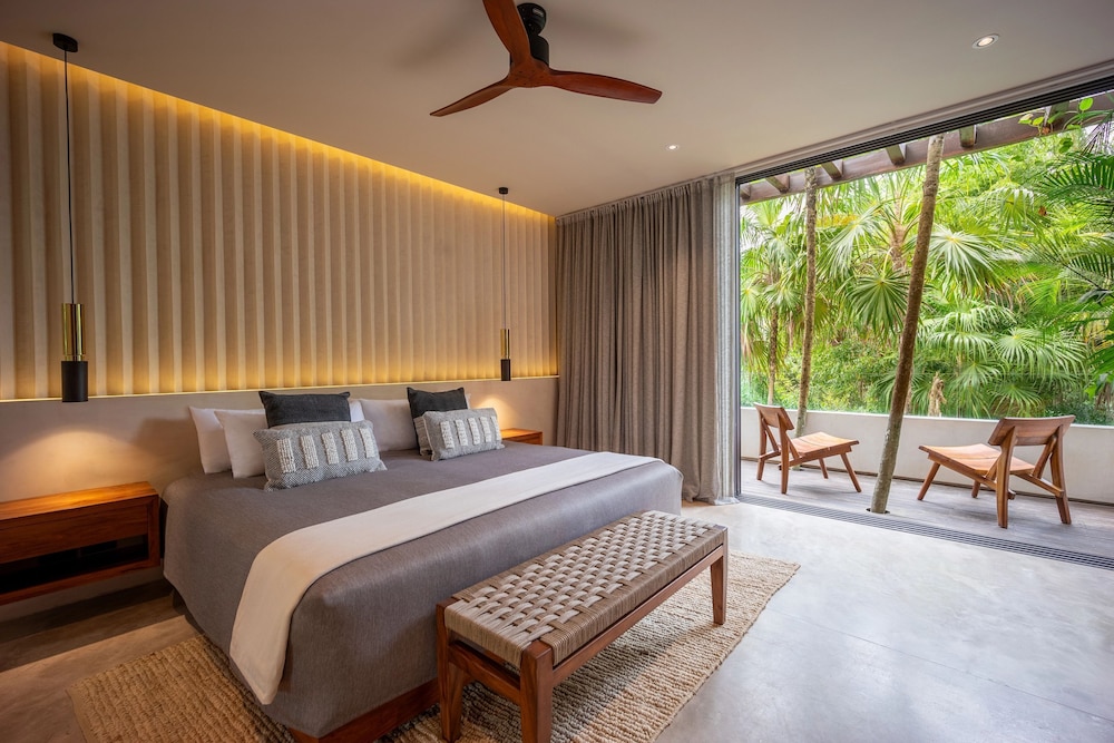 Villa Zamna (Same price for up to 10 guests)