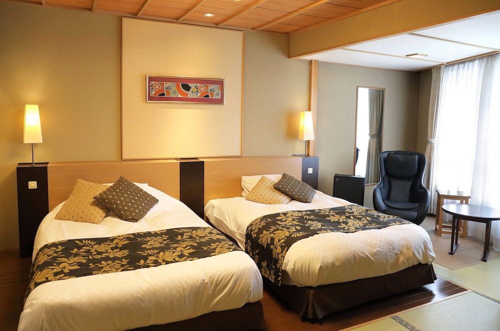 HanaKurabu-Rakuwa Twin, free private open-air bath for 2 persons only (Non-smoking)