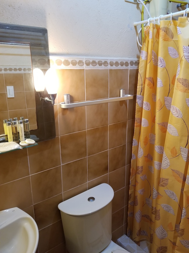 Standard Room, Beachside photo 2