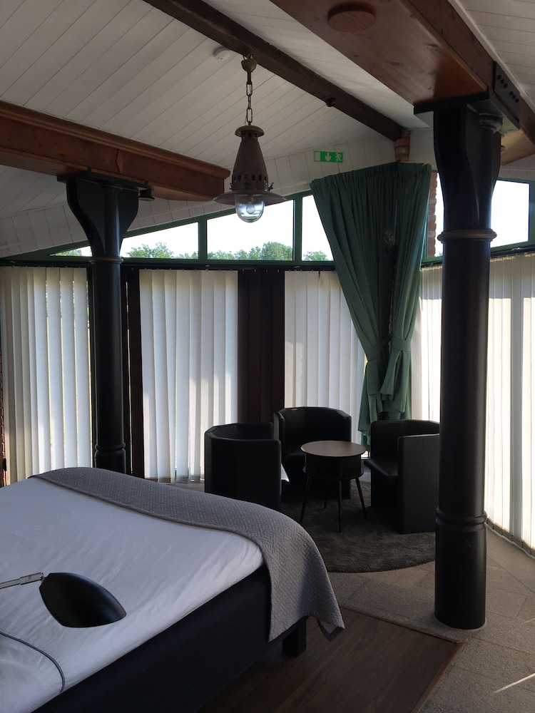 Deluxe Double Room, Private Bathroom
