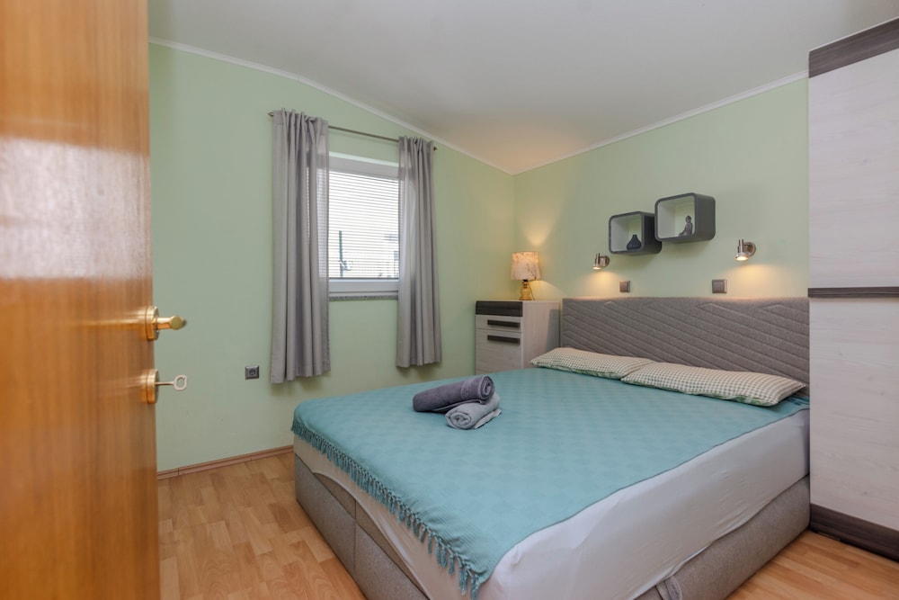 Family Apartment (A3)
