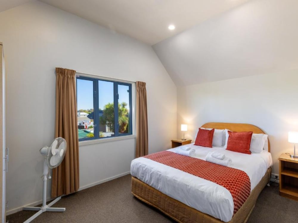 One Bedroom Unit photo 3