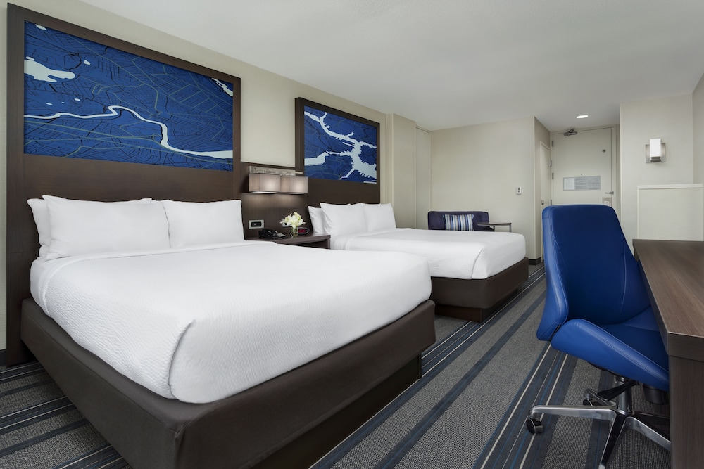 Room, 2 Queen Beds (Hearing Accessible)