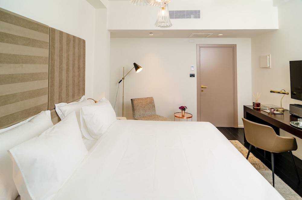 Flair Double Room photo 2