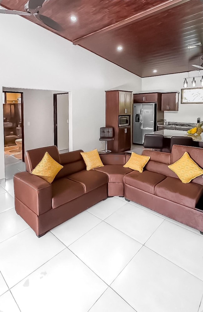 Casa, 3 dormitorios, piscina privada