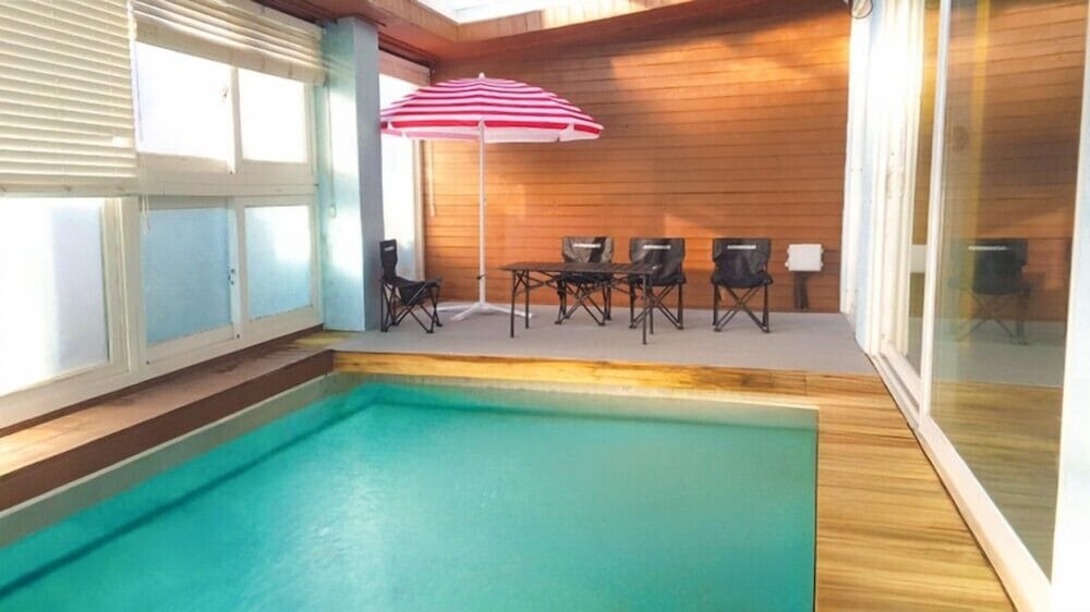 Room (Pool Villa A)