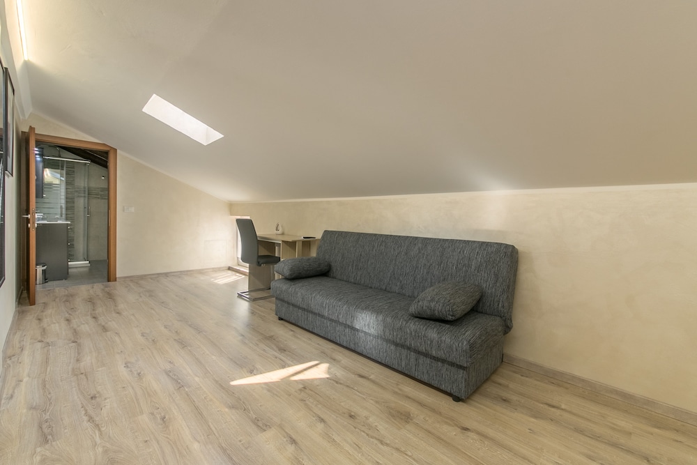 Family Triple Room (Room 2) photo 3