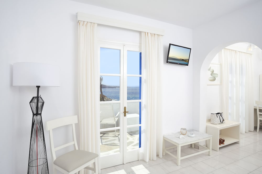 Deluxe Double Room, Sea View photo 3