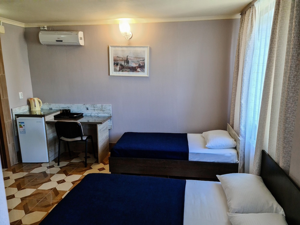 Superior Triple Room