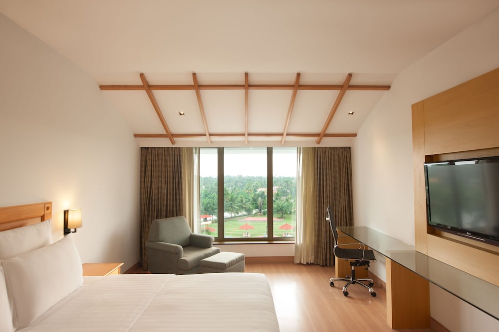 Room, 2 Twin Beds - Photo 7