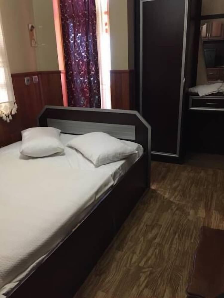 Standard Double Room Single Use photo 1