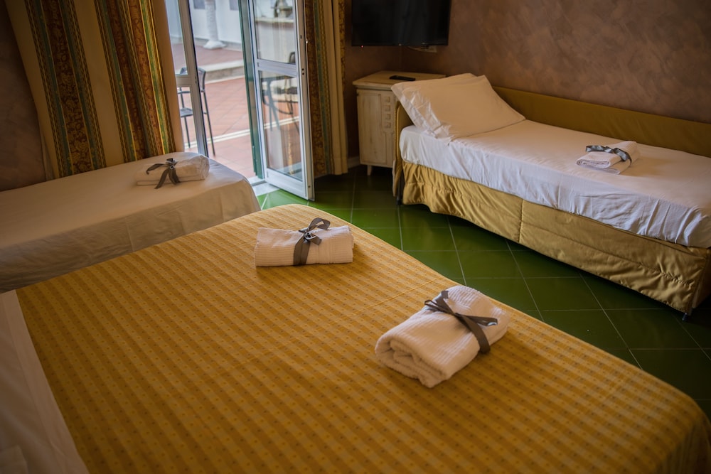 Triple Room - Photo 4